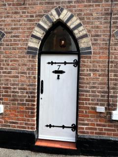 Peacock Cottage Eaton Road - 1