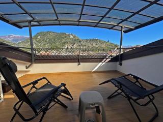 Attic with terrace and nice view - 3