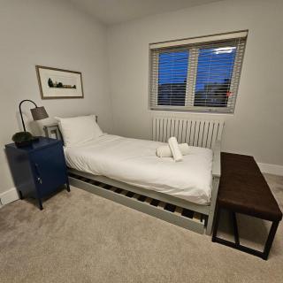 The Minimalist's Retreat Oxford - 9