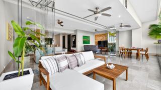 Garden-Access 2BR with Spectacular View - 4