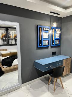 98 Inn Guesthouse Two Bedroom Apartment - 2