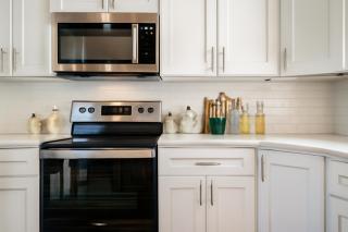 Modern 2br2ba Queen Bed, Work Desk, Wifi, Wd - 5