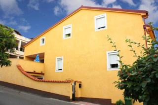 Two-Bedroom Apartment Crikvenica 1 - 2