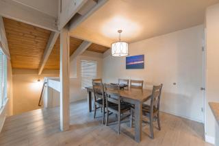 Lakeland Sandy Beach Retreat - Private Escape - 7