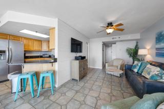 Phoenix III 3083 by Youngs Suncoast - 7