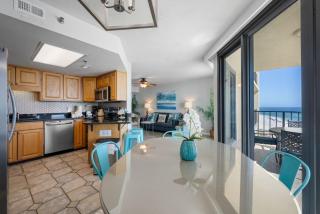 Phoenix III 3083 by Youngs Suncoast - 5