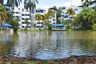 LAGOS DEL PEÑON 180 metros - Girardot - 7