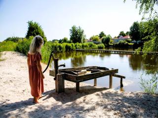 Villa in Friesland with Garden by Water - 3