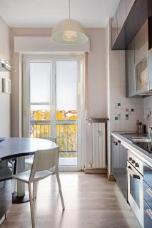 Bright Apartment with Canal Balcony - Milán - 7