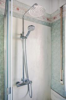 Bright Apartment with Canal Balcony - Milán - 5