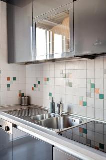 Bright Apartment with Canal Balcony - Milán - 2