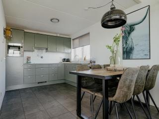 House by Uitgeestermeer with Garden - 1