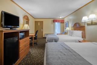 SureStay by Best Western Kansas City Country Inn North - 3