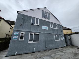 SuperValue Suite 9 - Fast WiFi, Hotel Linen, Keyless Entry, City only 10 Mins - BY PROPERTY PROMISE - 5