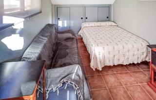 4 Bedroom Nice Home In Santa Pola - 4