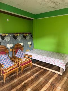 Le Pine Homestay - 4