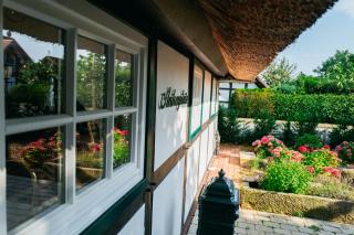 Cottage mit Kamin und Garten, seenah - 0