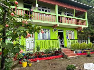 Le Pine Homestay - 2