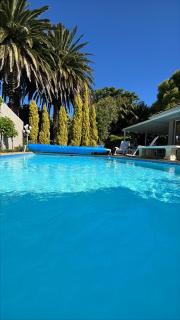 Somerset West All Stay 4 - 9