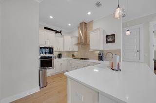 Totally Beachin' - 1