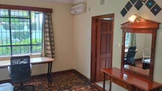 BnB chez Joep - Larger Guestroom - 8 min from UN - 7