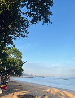 Quarto na Av Beira mar em um Apto familiar - 0