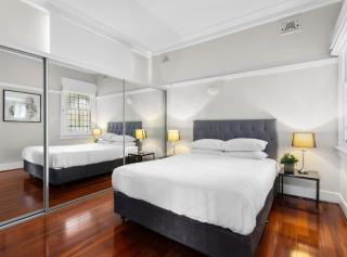 Huge Harbour View Apartment In Historic Home - 5