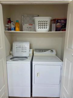 2 bed 2 bath downtown vegas near the strip - 9