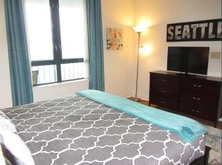 Harbor Steps - A Block to Pike Place Market - Full - 3