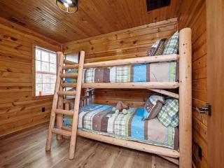 Mountain Top Hideout - Cabin Inspired Modern Ranch - High Falls - 3