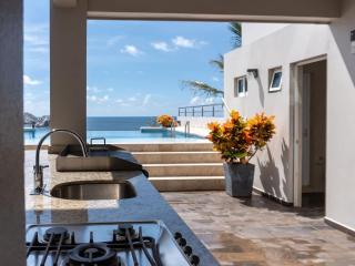 Casa Paseo Centenario, Alberca infinity Privada. - 1