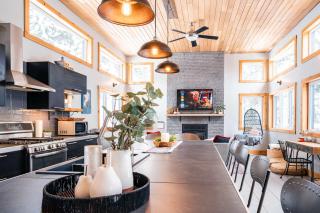 Maison contemporaine Tremblant- Spa & tranquillité - 1