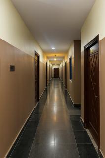 Okiroro Green Field Hotel - 4