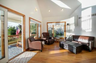 Lakefront 2 Saunas, Firepit, Kayaks, Dock & Boat - 4