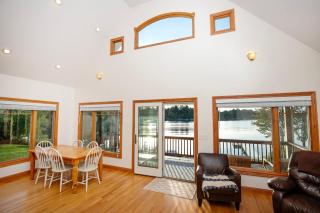 Lakefront 2 Saunas, Firepit, Kayaks, Dock & Boat - 3