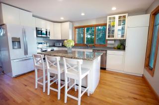 Lakefront 2 Saunas, Firepit, Kayaks, Dock & Boat - 2