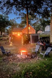 Lakefront Hot Tub, Firepit, Kayaks Private Dock - 8