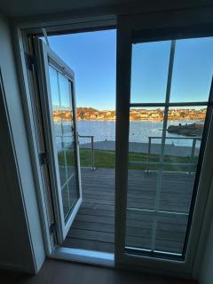 2 hytter i sjøkanten med 20 sengeplasser - Kristiansand - 2