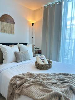 Honey Home Staycation - 0