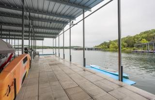 Table Rock Lake Cabin - Hawthorn #12 with Lake Access Hot Tub Outdoor Pool - 4