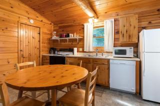 Table Rock Lake Cabin - Hawthorn #12 with Lake Access Hot Tub Outdoor Pool - 2