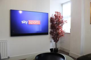 2 Bed Apartment, Free Parking, Chelmsford City Centre, with Sky Sports, Movies and Netflix - 5