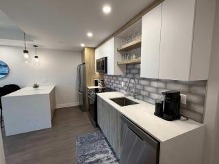 Bright 1 BR with waterview and 6 appliances - Halifax - 9