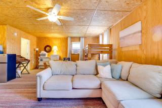 Hike, Ski and Golf Water-View Lake Winola Retreat! - 1