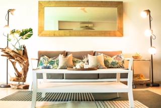 BEACH FRONT 3 Bedroom Villa with Pool Sleeps 7 - 9