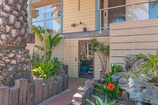 Ocean Vista Penthouse 1 - 5