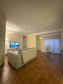 Av Poeta Lugones - Nueva Córdoba - 3