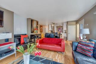 Capitol Retreats-views! Near Salt Palace,sleep 28 - 6