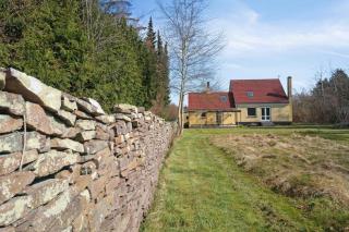 Rummeligt Feriehus På Stor Naturgrund - 6
