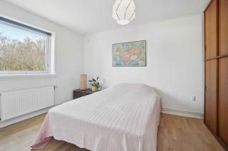 Rummeligt Feriehus På Stor Naturgrund - 3